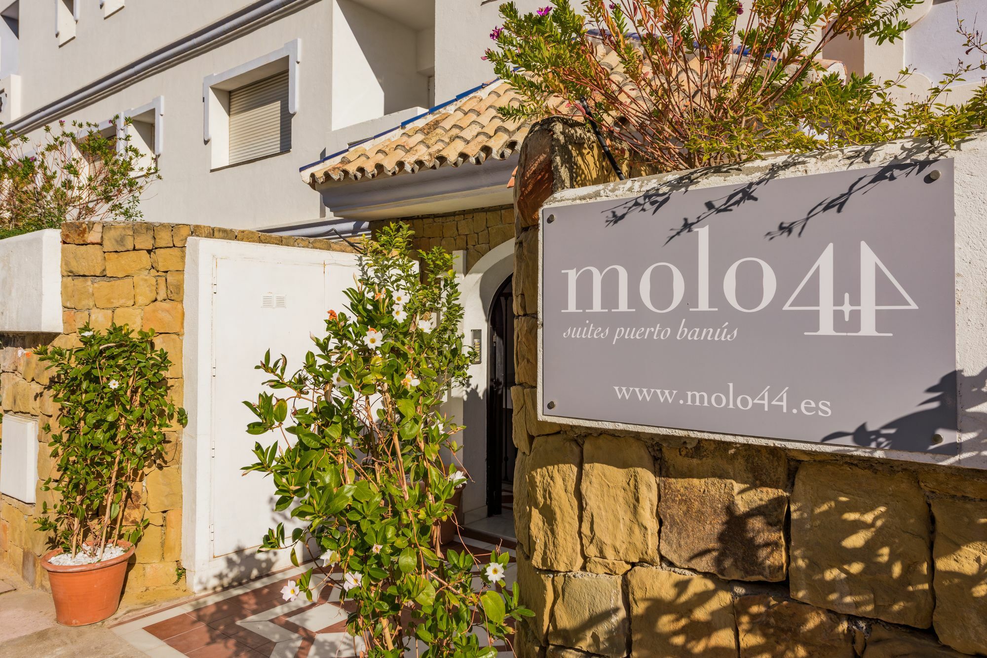 מארבלה Molo 44 Suites Puerto Banus מראה חיצוני תמונה